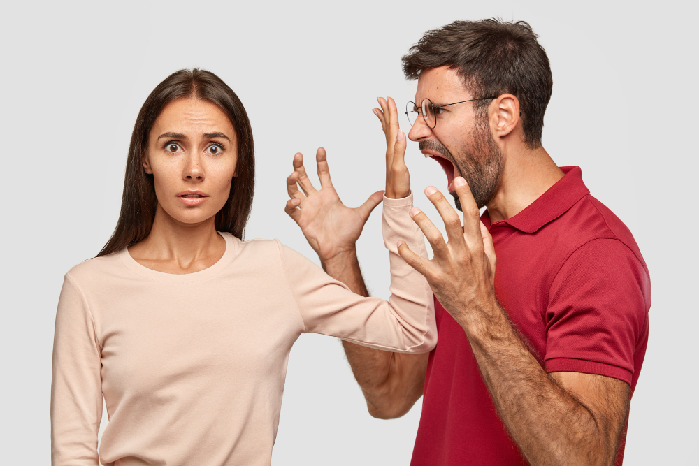 Are you in a Toxic Relationship? Here are 6 possible signs.