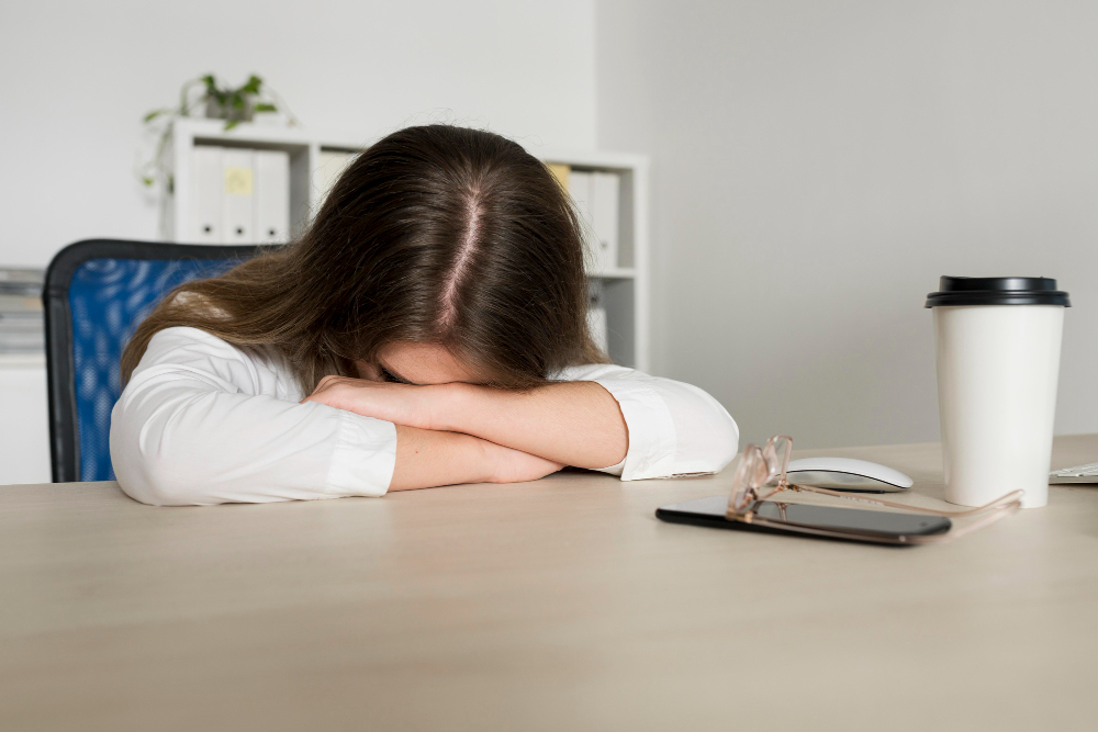 A girl trying to Prevent Hypersomnia.