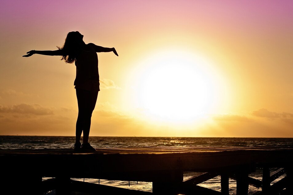 Psychological Tricks to Make Yourself Happy 